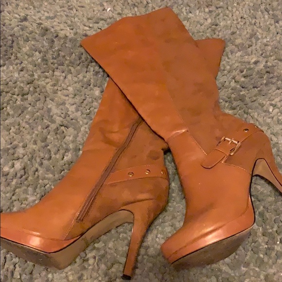 Shoe Dazzle Shoes - Brown leather boots